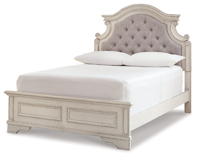 Realyn Full Panel Bed with Mirrored Dresser and Chest